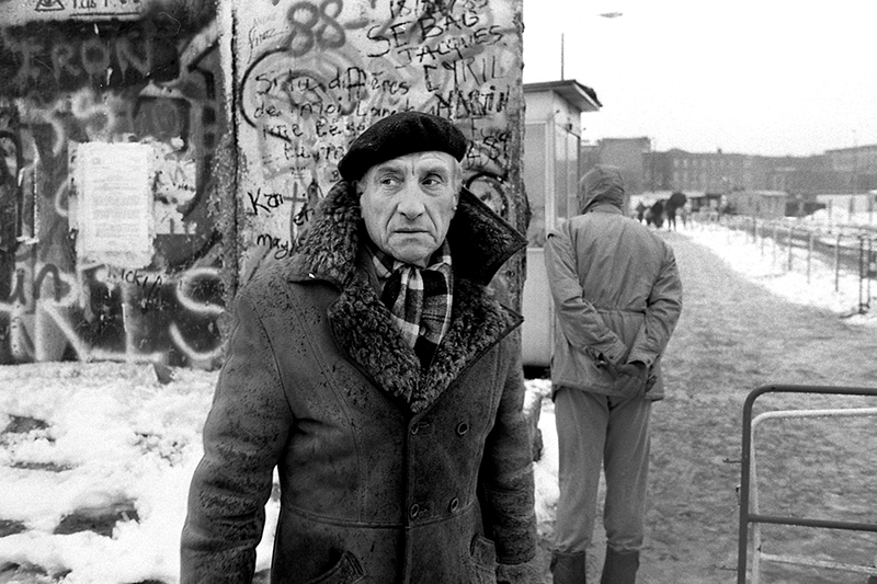 The Fall of the Berlin Wall : 1989  : Personal Photo Projects :  Richard Moore Photography : Photographer : 